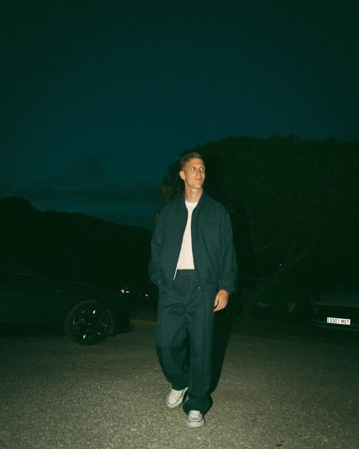 Dani Olmo, 'casual' en la cena del equipo Dani Olmo, 'casual' en la cena del equipo