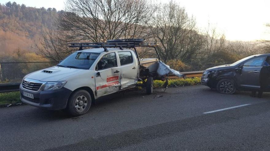 Tres heridos leves en un choque en La Consolación, en Corvera