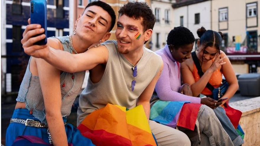 Descobreix vuit mites sobre el col·lectiu LGTBIQ+ i la sexualitat