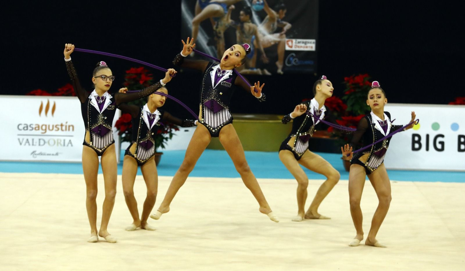 Más de 700 gimnastas se dan cita en el I Trofeo Ibercaja-Ciudad de Zaragoza de gimnasia rítmica de conjuntos