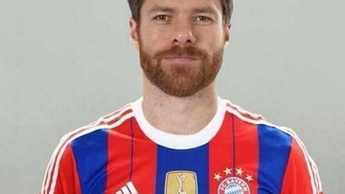 Alonso, con la camiseta azulgrana del Bayern de Múnich