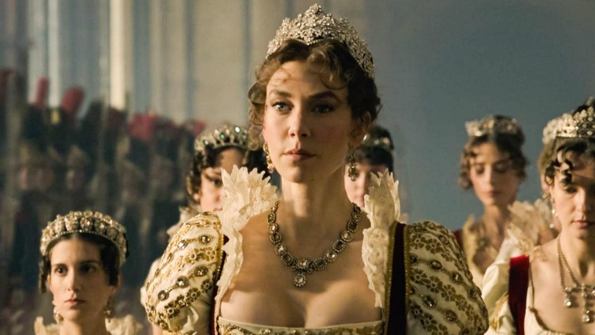 La actriz Vanessa Kirby como Josefina en el 'Napoleón' de Ridley Scott.