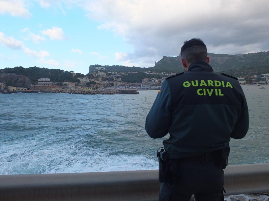 Aparece un cadáver en el Port de Sóller