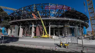 El regreso al Camp Nou: una historia de retrasos, misterios y engaños