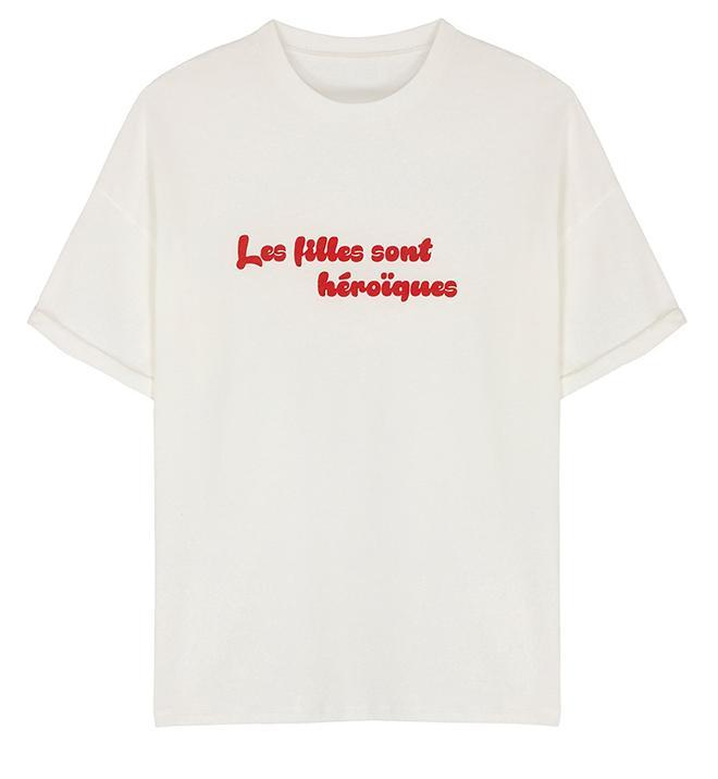Camiseta con mensaje de Find: "Las niñas son heroícas"