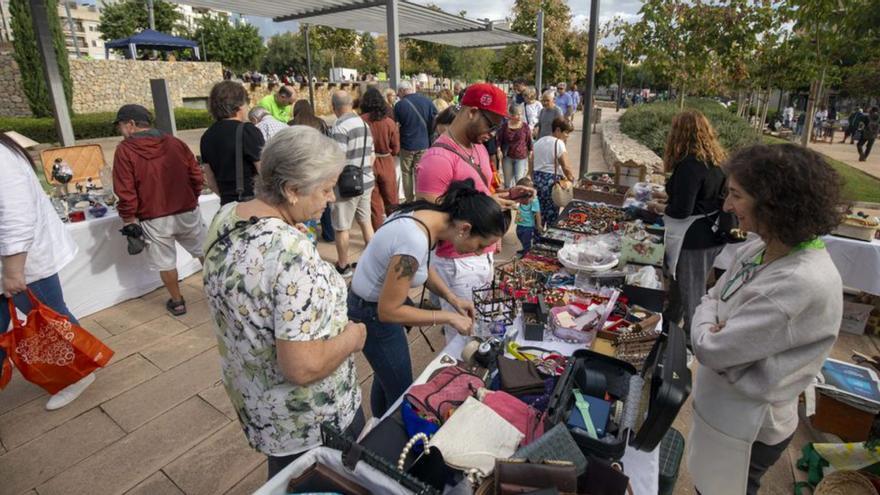 El rastrillo solidario de Son Dameto cumple 30 ediciones