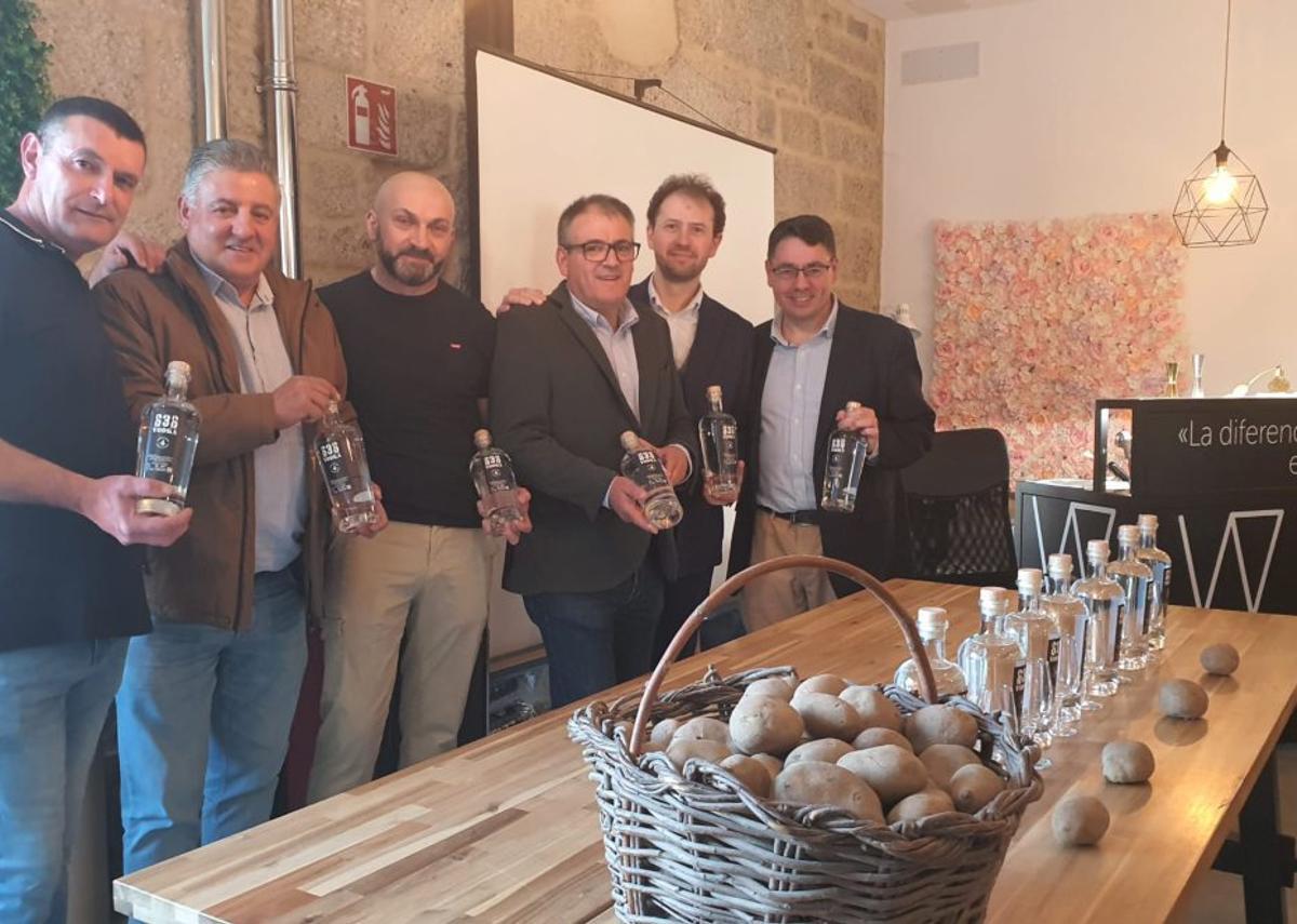 Presentación del «Vodka 636», este viernes en Xinzo de Limia.