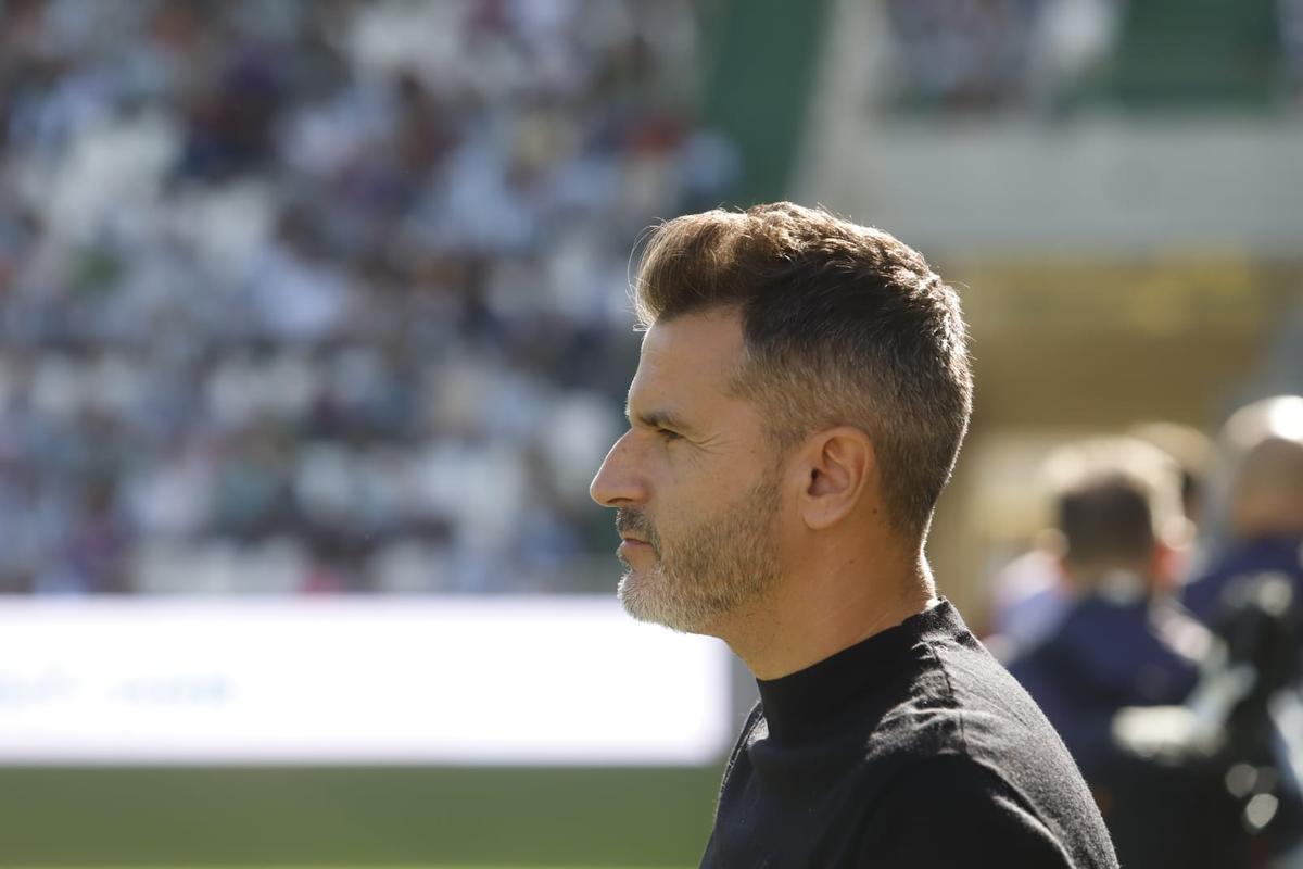 Iván Ania durante el encuentro ante el Castellón en El Arcángel.