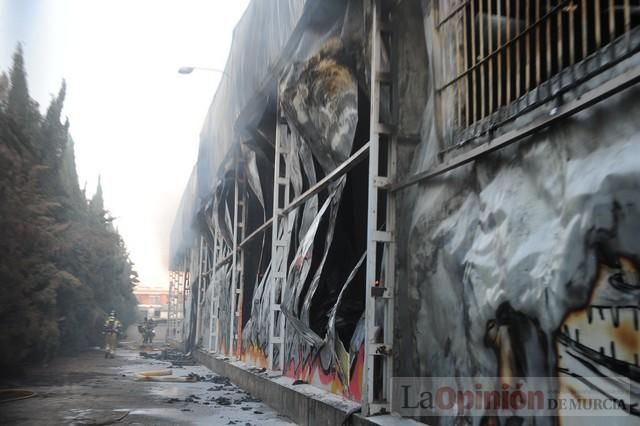 Así ha quedado la antigua fábrica de Rostoy tras el incendio en Murcia