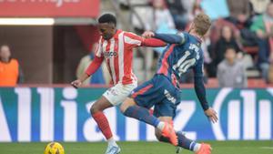 Resumen y highlights del Sporting 0 - 0 Huesca de la jornada 22 de la Liga Hypermotion