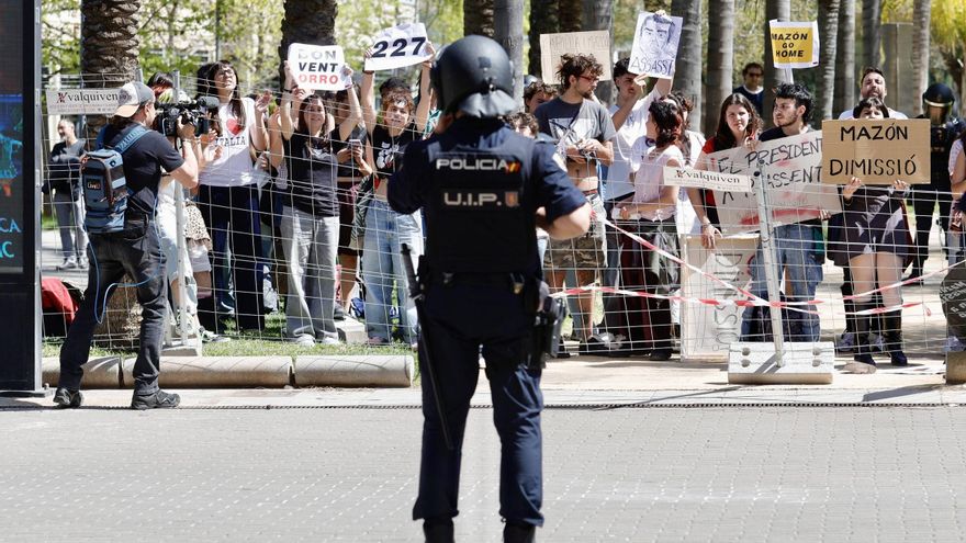 La Universitat Politècnica de València se blinda para recibir a Mazón