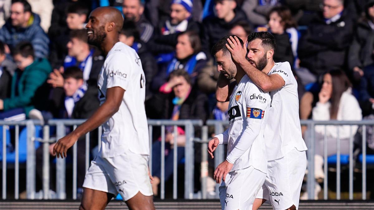 El Valencia respira y enciende todas las alarmas del Getafe