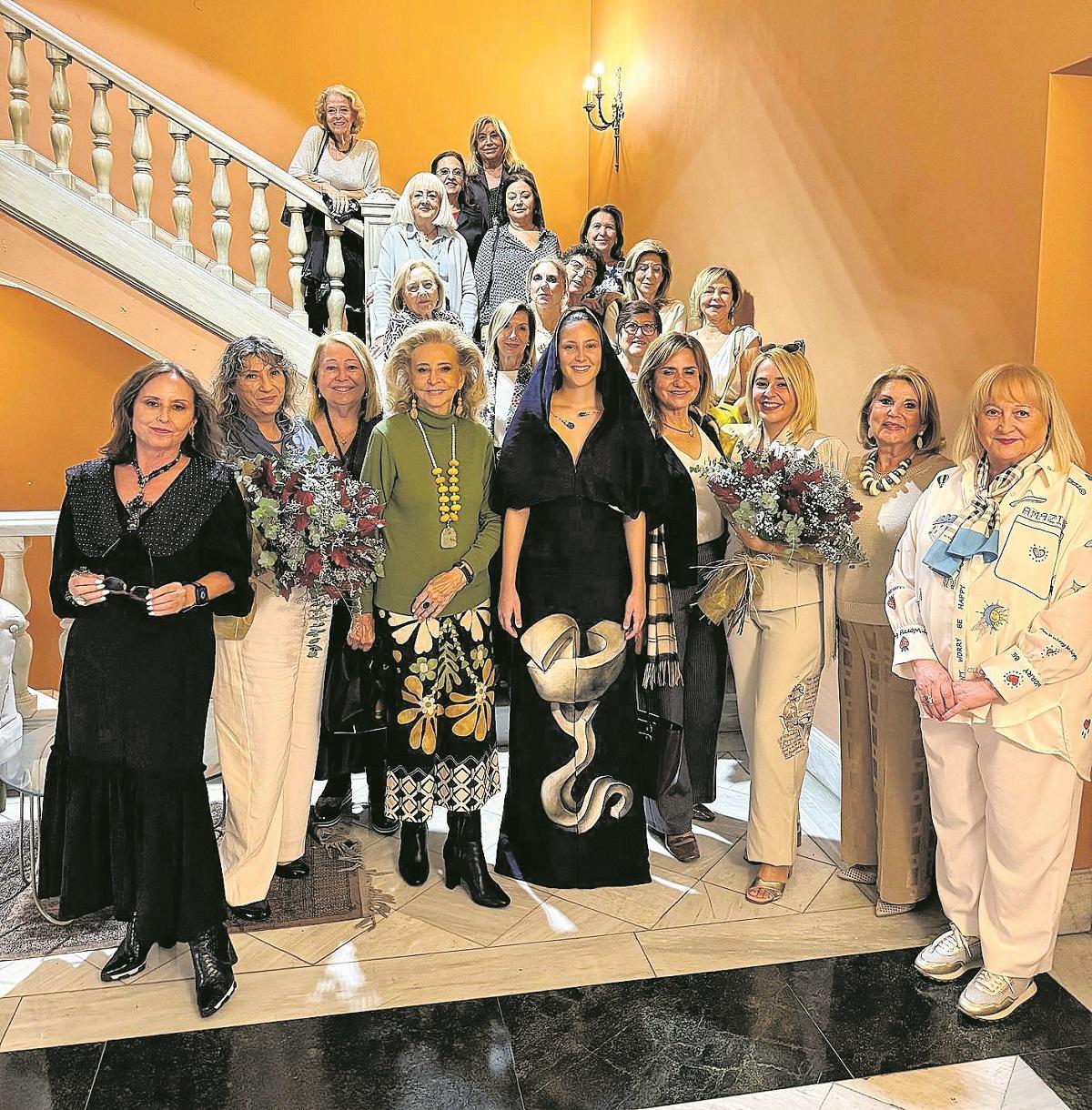 Mujeres que integran el club gastronómico Trébol en la inauguración de la nueva temporada.