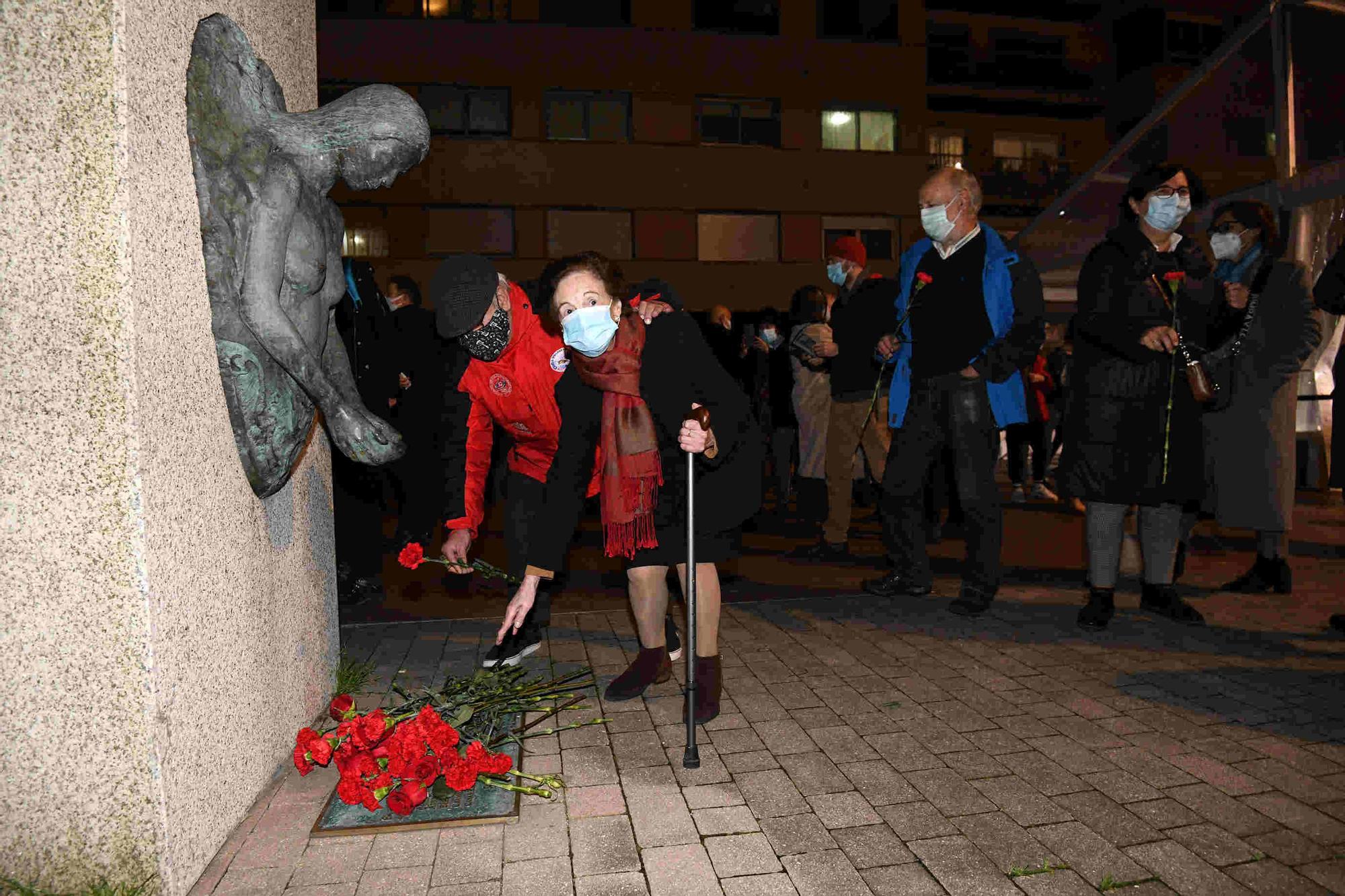 Ofrenda a los fusilados el 12 de noviembre del 36 en Pontevedra