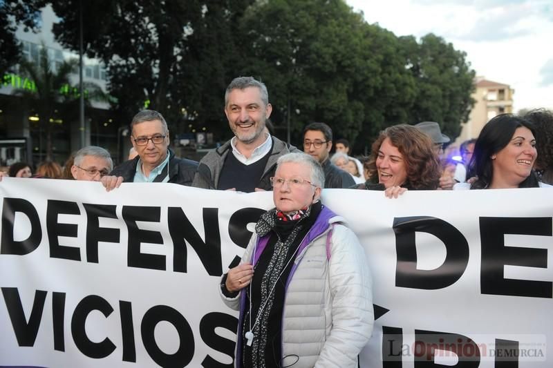 La marea blanca toma Murcia