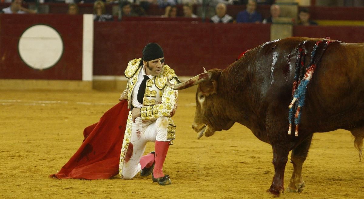 Juan José Padilla se retira en Zaragoza