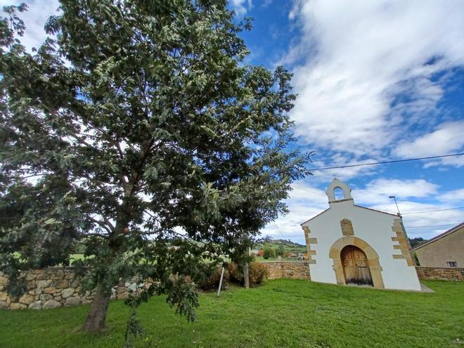 Casona, capilla, blasones y mucha historia: así es el espacio que acoge la Casa de Cultura de Lugo