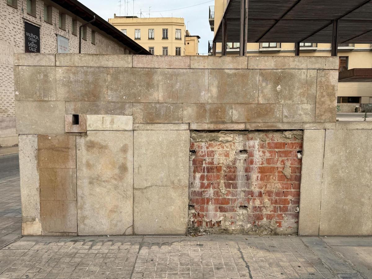 El muro de la Almoina, hoy