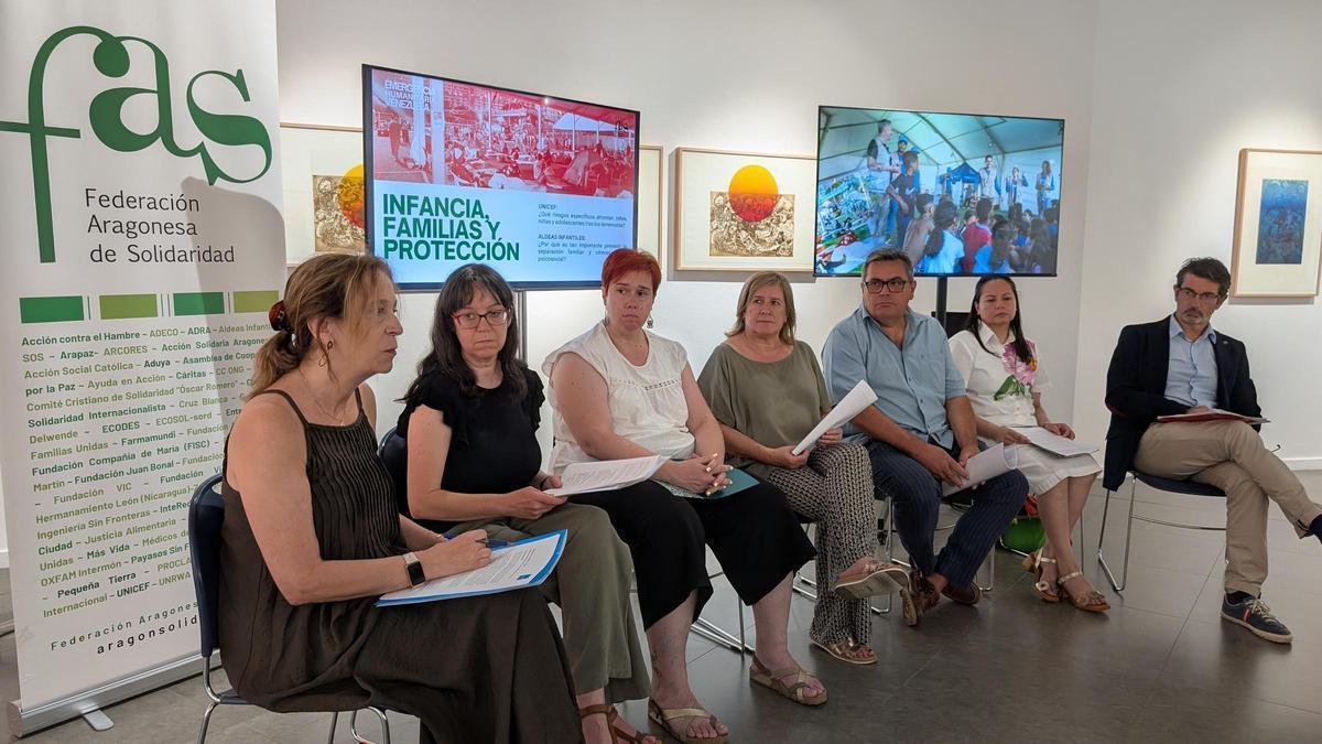 Seis entidades solidarias en un encuentro este jueves en el Centro Joaquín Roncal