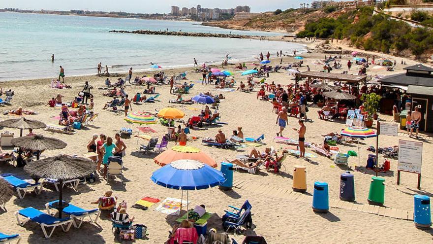 Imagen de uno de los chiringuitos de la empresa premiada, Chiringuitos del Sol, en Orihuela Costa