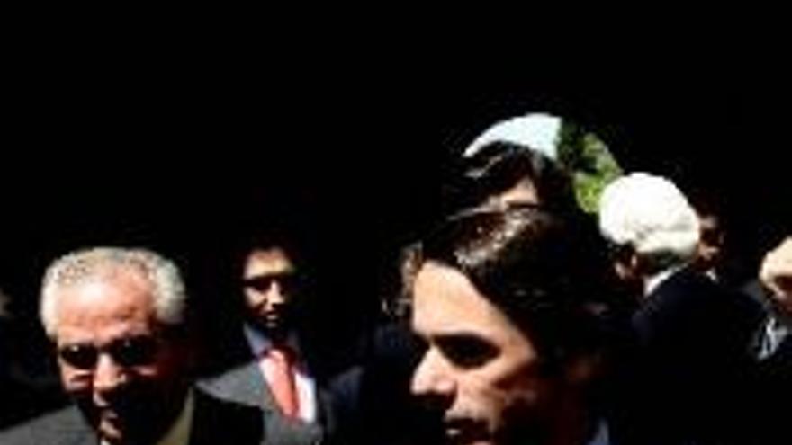 El PSOE dice que el Gobierno de Aznar fue un &quot;freno&quot; para la región