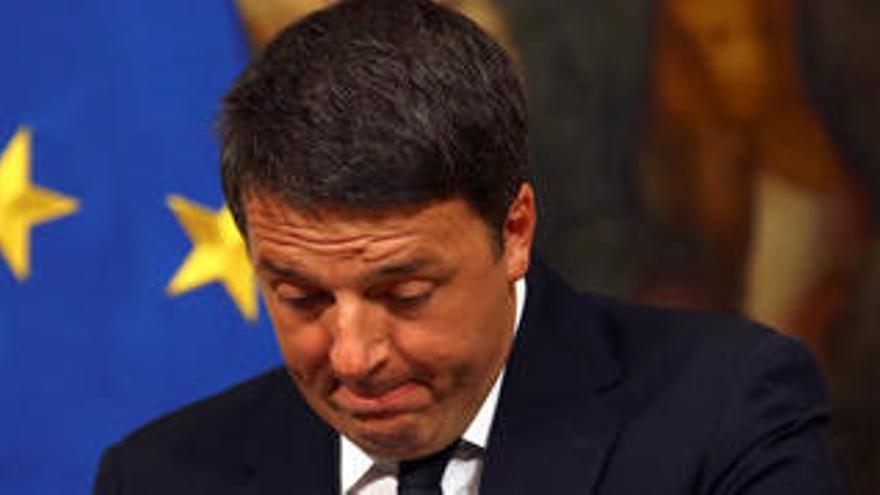 Matteo Renzi es va emocionar en el moment d&#039;anuncira la seva dimissió