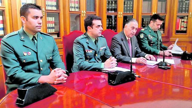 La alcaldesa de Paiporta exige el cese del comandante de la Guardia ...