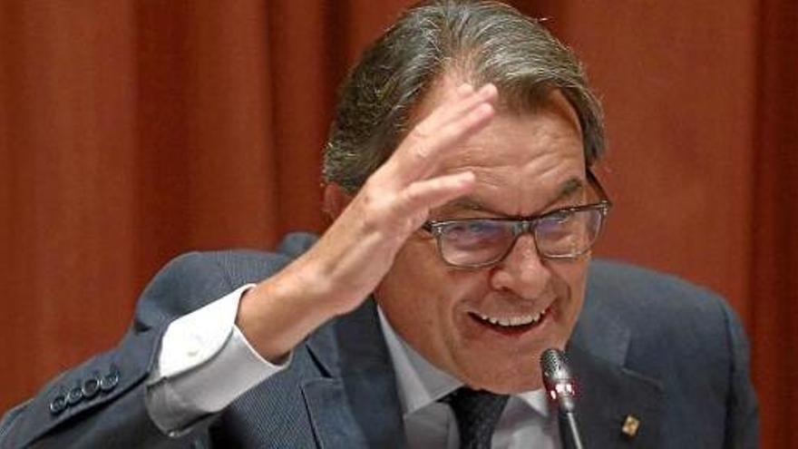 El President de la Generalitat, Artur Mas, durant la seva compareixença al Parlament, ahir