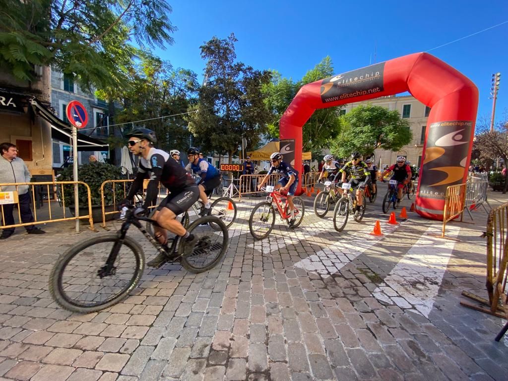 Carrera solidaria en Porreres a beneficio de la Asociación Balear del Síndrome X Frágil, la Asociación de Asperger de Baleares y la Asociación Tip Tap