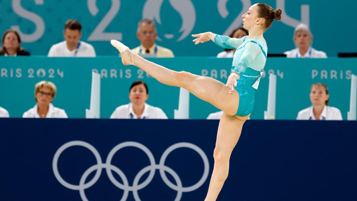 Maria Barbosu, durante su ejercicio de suelo