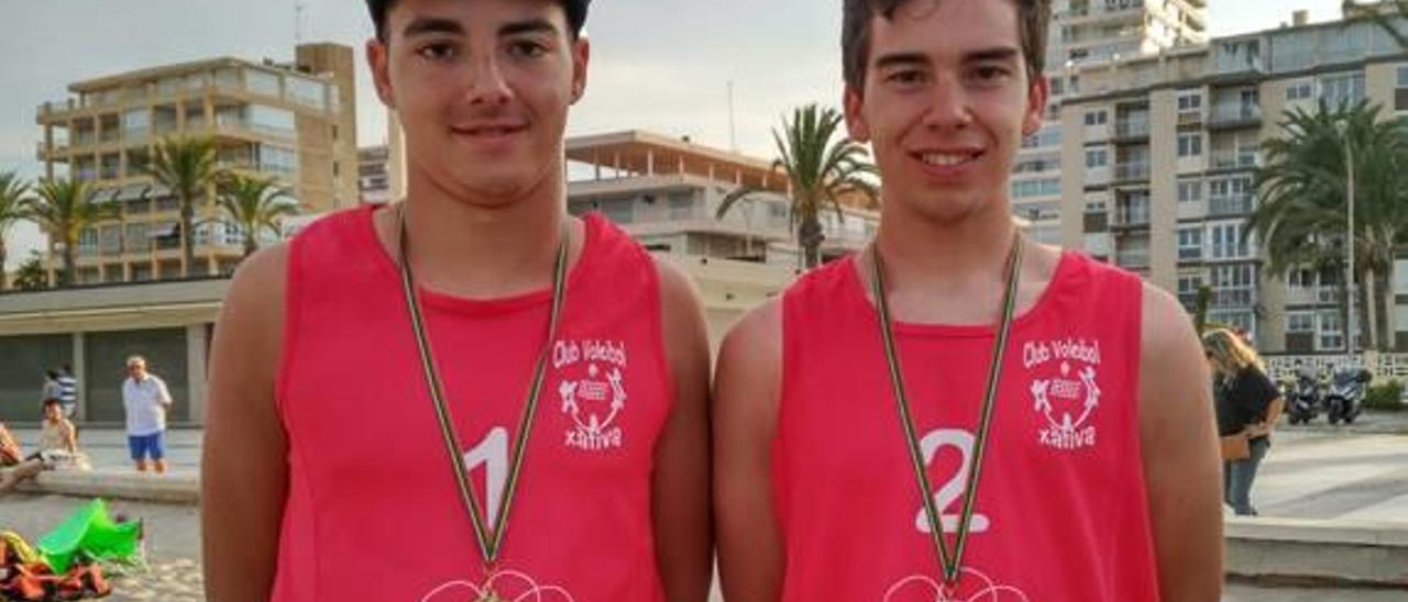 Xàtiva brilla en el nacional y el autonómico de voley playa