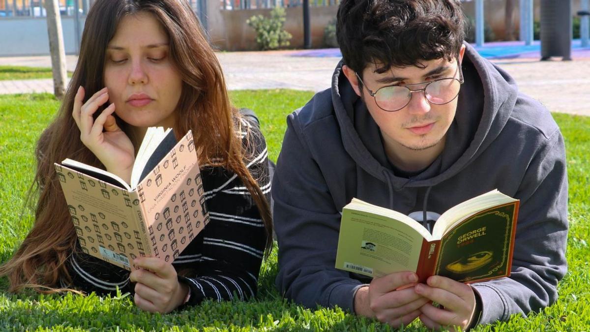 El Ministerio de Cultura potencia los planes de fomento de la lectura en los centros de Secundaria.