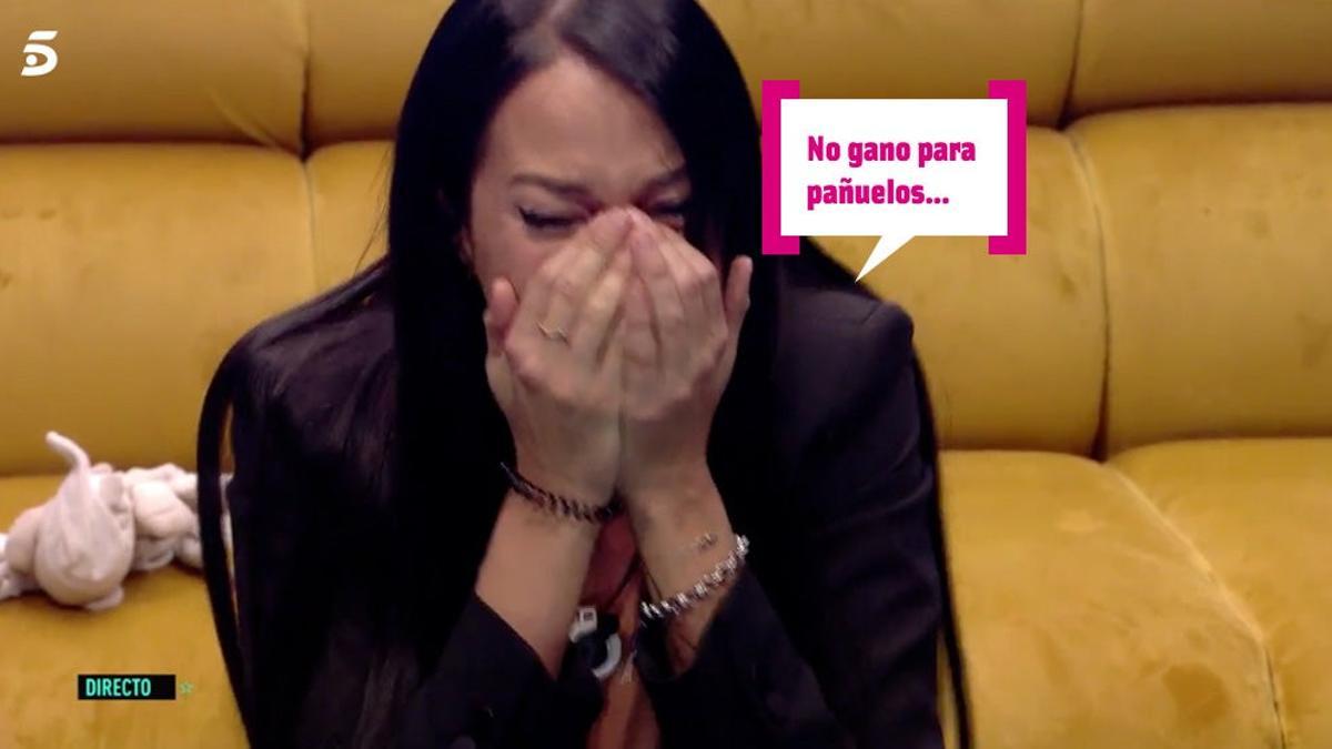 La reacción de Aurah Ruiz al ver a su hijo