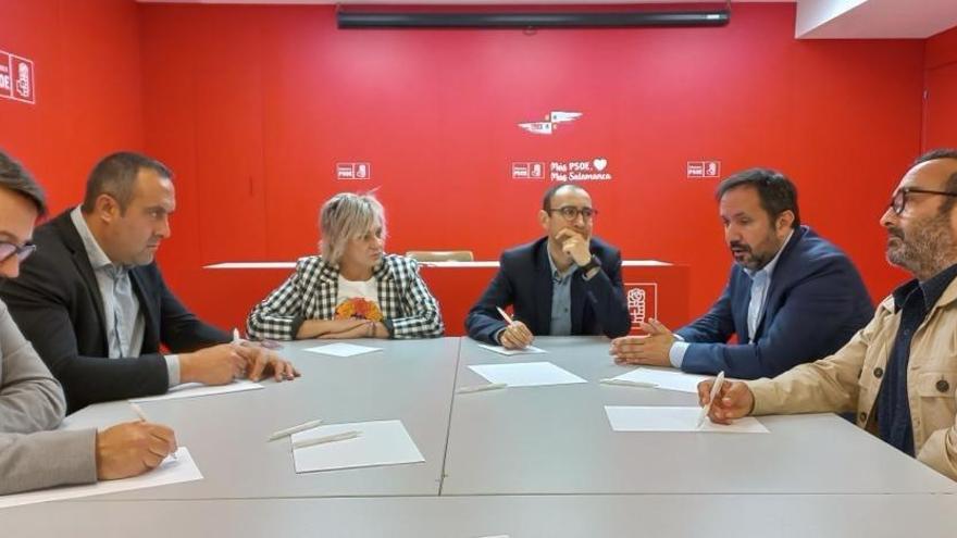 Reunión de los representantes socialistas en Salamanca, hoy.