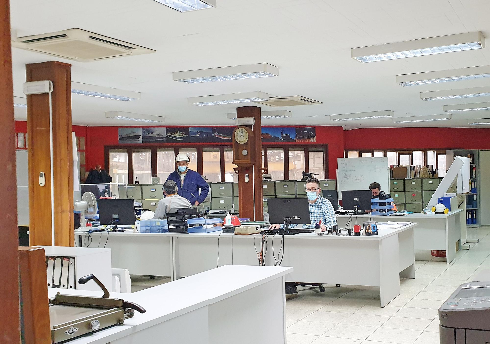 La nueva Vulcano negocia pedidos multimillonarios... con la concesión en el aire