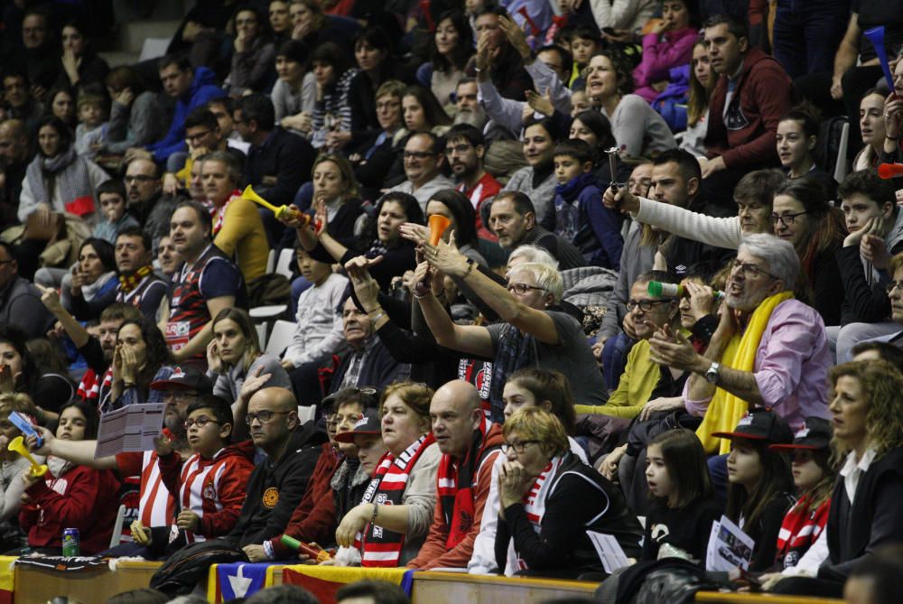 Les millors imatges de l''Uni - Avenida (61-66)