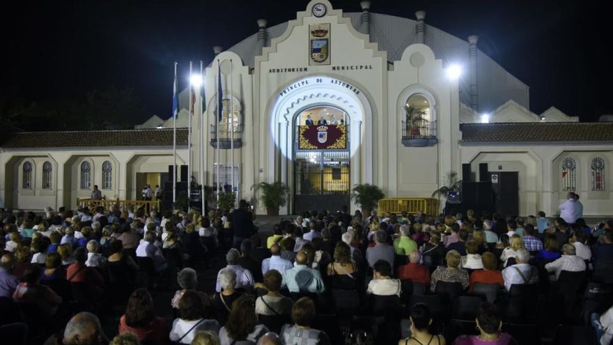 Imagen del encendido del alumbrado de la Feria de San Miguel