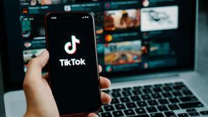 Les xarxes socials sucumbeixen a TikTok: ¿El final d’una era a internet?