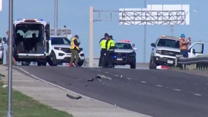 Dos aviones se estrellan en pleno vuelo durante una exhibición aérea en Dallas