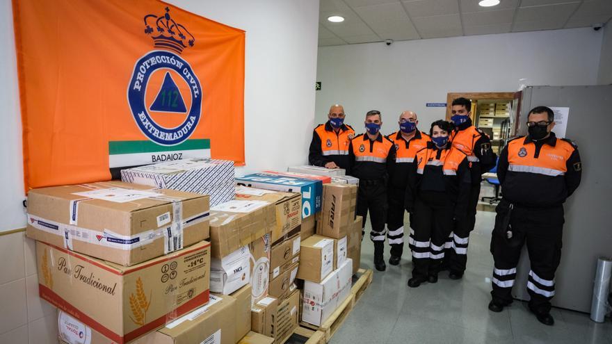 43 cajas de solidaridad de Protección Civil de Badajoz para La Palma
