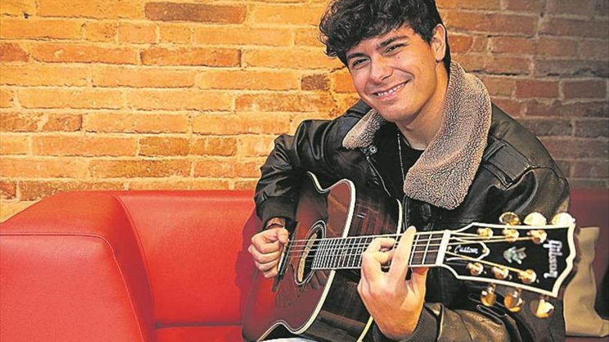 El finalista de ‘OT’ y eurovisivo Alfred García visita Castelló