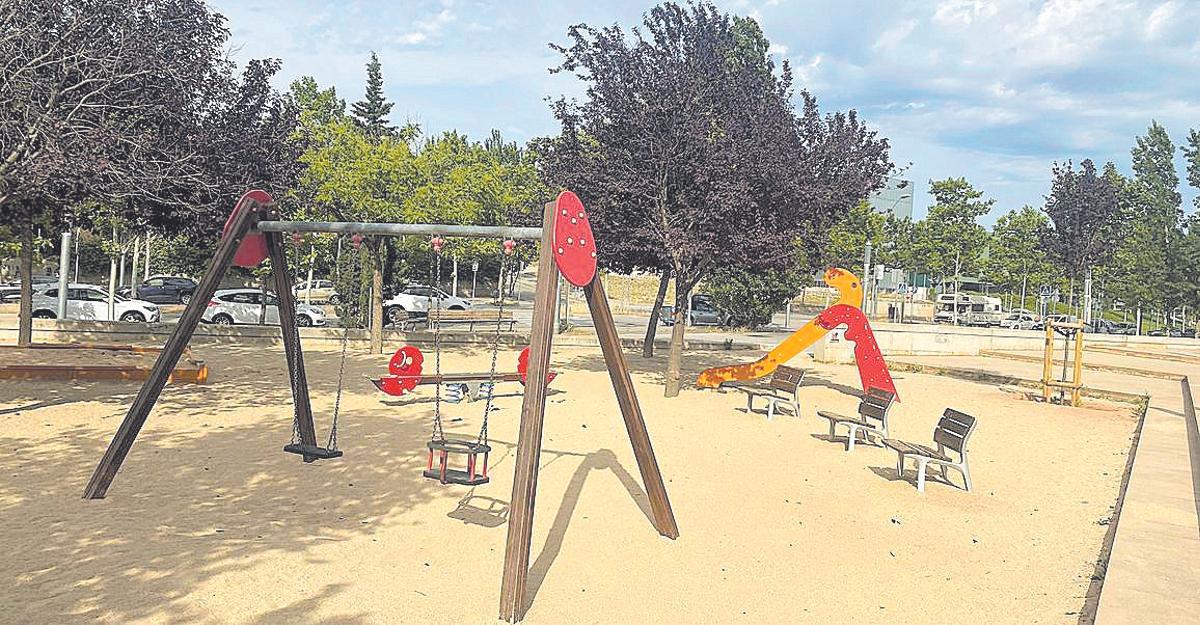 Parc de la plaça de la Democràcia, a la barriada Mion