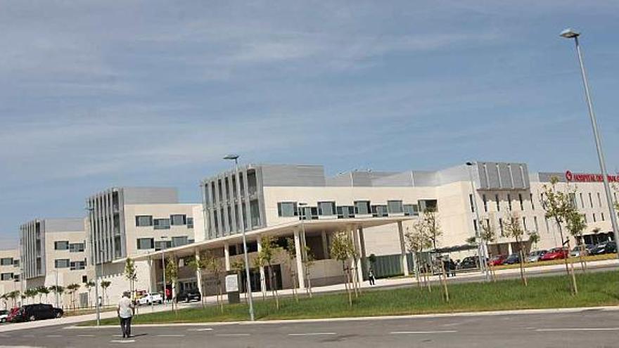El nuevo Hospital del Vinalopó ha recibido el nombre de &quot;Doctor Mas Magro&quot;.