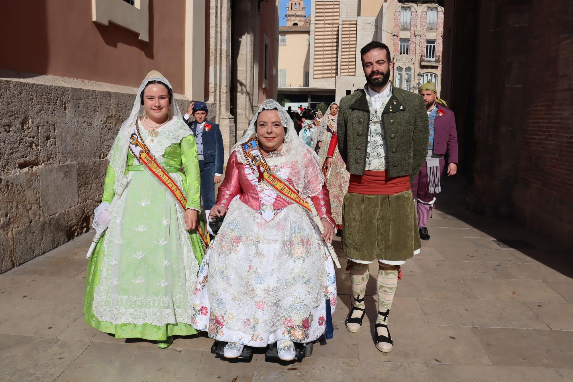 Las comisiones de falla en la Procesión de la Virgen (4/5)