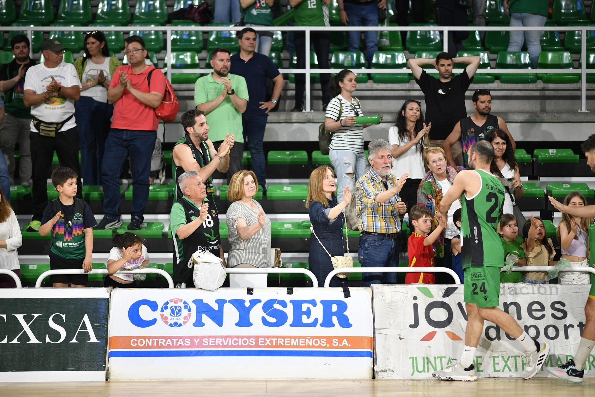 El Cáceres se despide de subir en un choque ante el Huesca