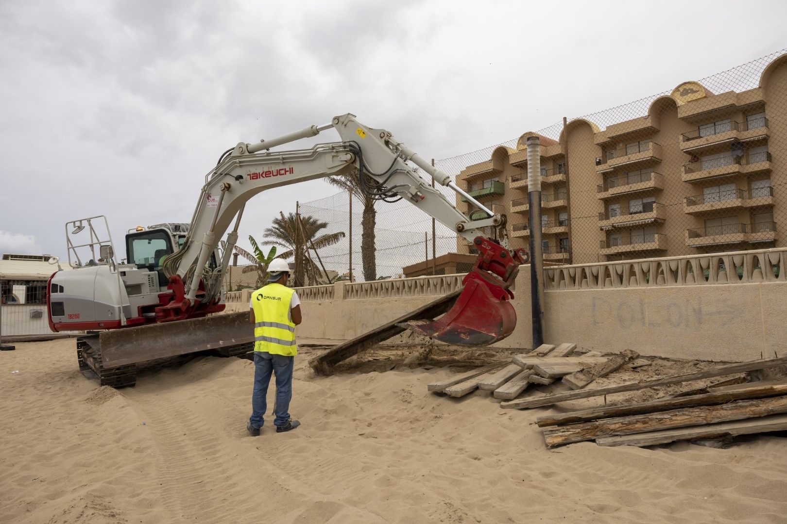 Inicio de las obras de renovación de la senda peatonal de La Mata con un presupuesto de casi 4 millones de euros