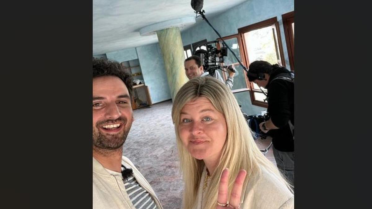 Alex Wahi und seine Partnerin bei Dreharbeiten.