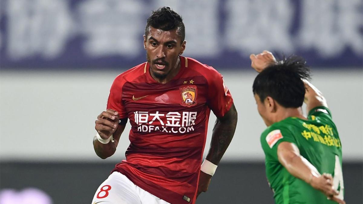 Paulinho puede dar un paso adelante en su camino hacia el Barça por la criis económica del Guangzhou