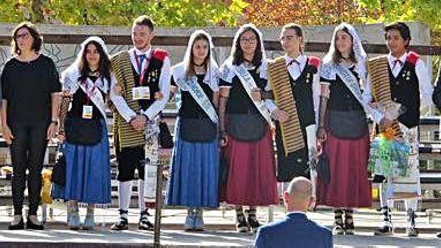 Els representants del pubillatge a Solsona amb l&#039;alcalde de Solsona, David Rodríguez