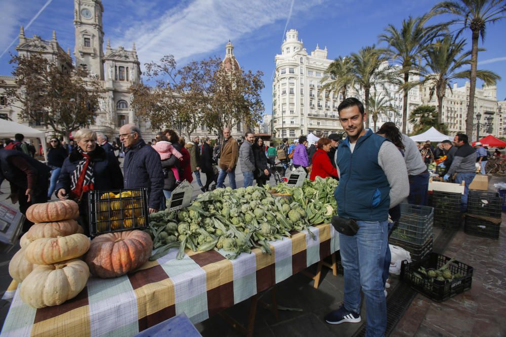 'De l'horta a la plaça' en la plaza del Ayuntamiento, de València